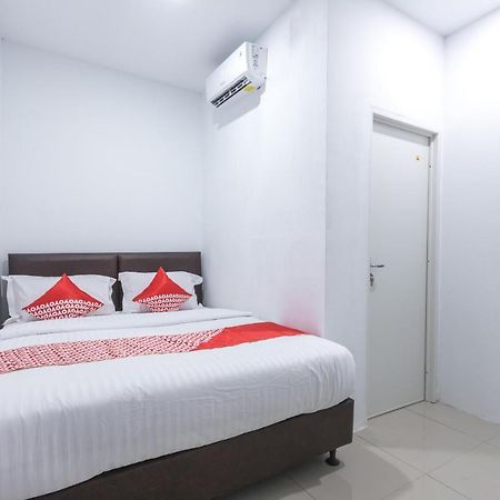 Oyo 907 Wisma Cakung Jakarta Bagian luar foto