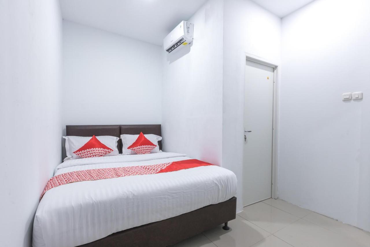 Oyo 907 Wisma Cakung Jakarta Bagian luar foto