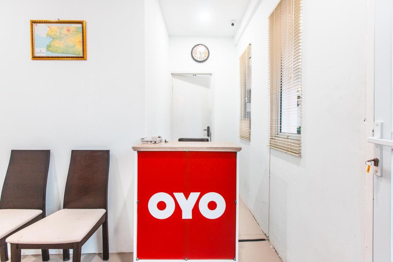 Oyo 907 Wisma Cakung Jakarta Bagian luar foto