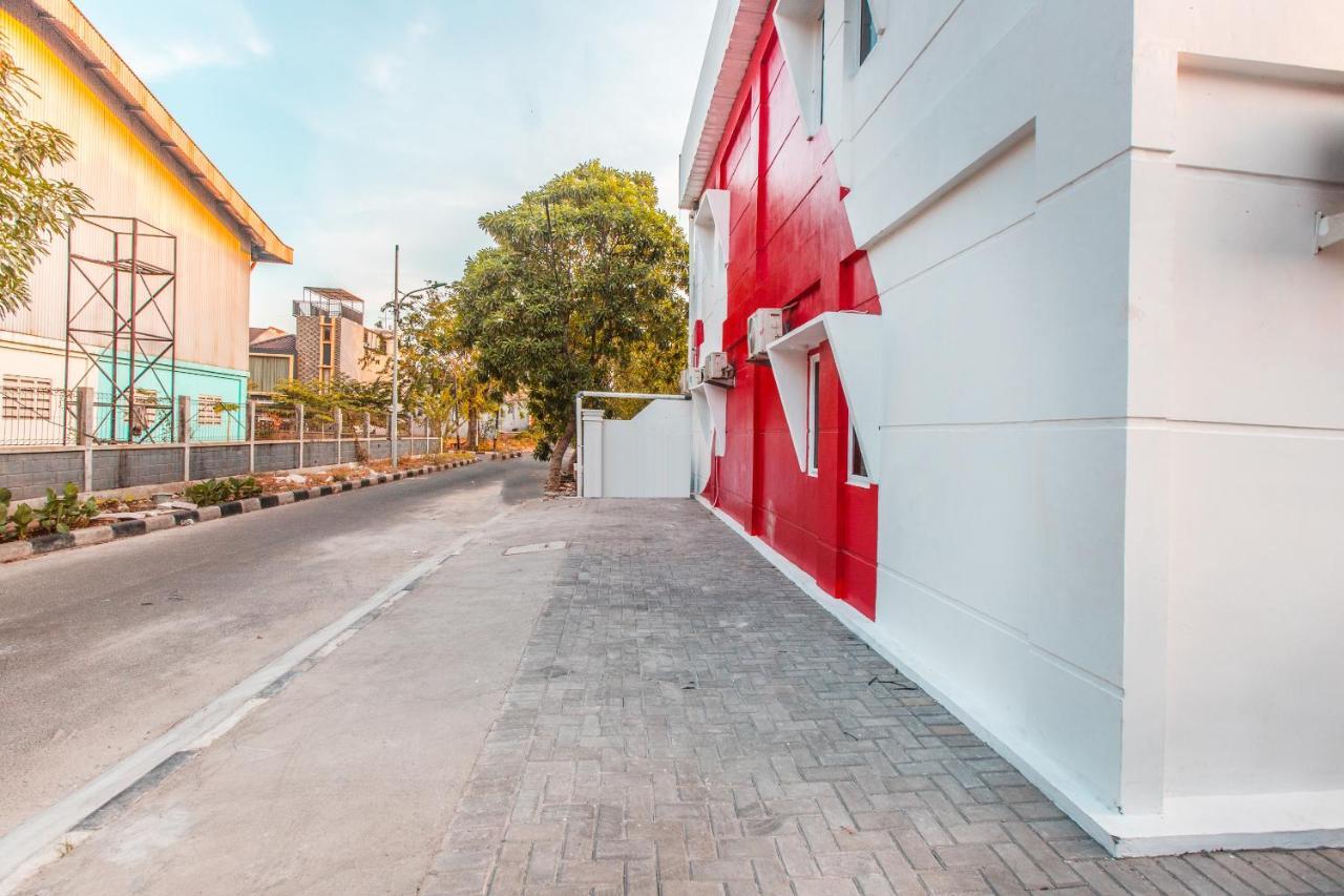 Oyo 907 Wisma Cakung Jakarta Bagian luar foto
